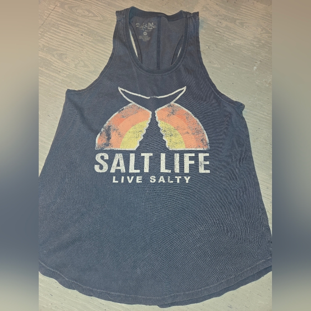 Salt Life Graphic Whale Tail Tank with Sunset Accent Womens S